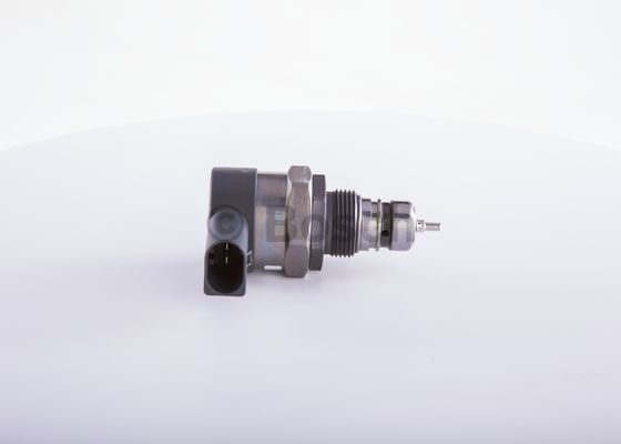 REGULACIONI VENTIL PRITISKA GORIVA VW PASSAT B7 / GOLF VII 2.0 TDI bosch