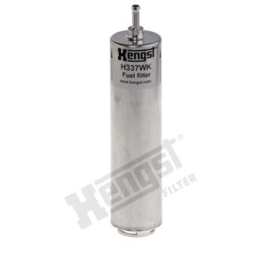 d126132001-001.jpg FIL.NAFTE BMW E90 hengst